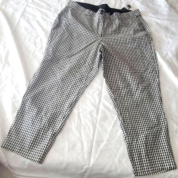 Lane Bryant Pants - Lane Bryant NWT "The Lena" ankle pant